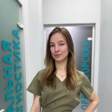 Тарасова Виктория Дмитриевна, Администратор